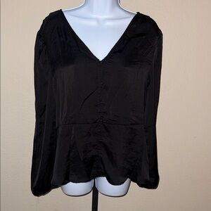 NWT Time and Tru Women's Fitted Button Up Satin Blouse Black Women’s Size L
